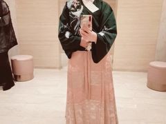 -翩若国风汉服体验馆