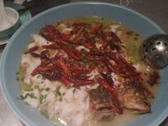 -姚姚酸菜鱼·金戈戈香港豉油鸡(喜荟城联名店)