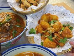 -窄巷口生烫牛肉米线(客村店)