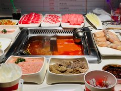 -海底捞火锅鲜切牛肉主题店(长寿路店)