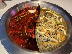 -卤校长重庆火锅(国兴店)