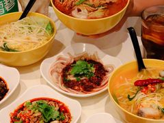 -谭仔米线(皇庭广场店)