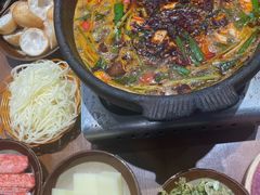 -黔有有贵州酸汤夺夺粉火锅(五味十字店)