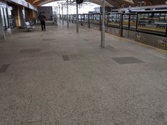 -康新公路(地铁站)