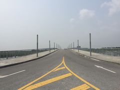 iphone_upload_pic-上海滴水湖皇冠假日酒店