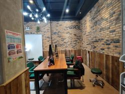 -PE SALON