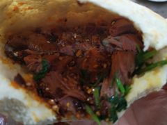 烧饼夹羊肉-盈盈水盆(西一路店)