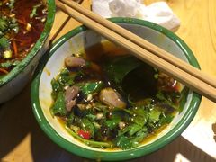-拈签一笑黄牛肉辣卤串串