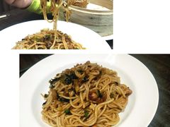 -钟书阁(群光广场店)