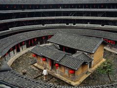 -初溪土楼群