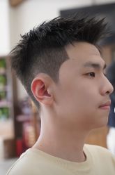 -海文先生国潮烫染男士理发馆