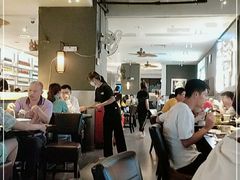 大堂-大头虾越式风味餐厅(光明广场店)