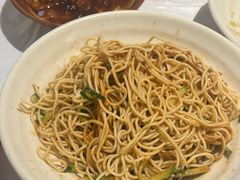 -肥肥虾庄·金牌油焖大虾(汉口城市广场店)