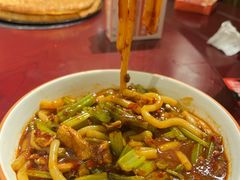 新疆炒米粉-西域阿里马新疆菜·清真(桂花路店)