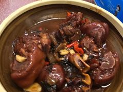 -湖南人家湘菜馆(镇江路店)