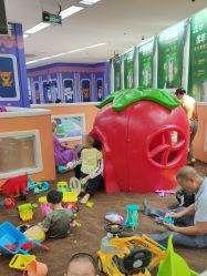 -孩子王童乐园(马群店)