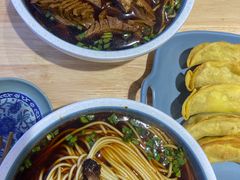 -老新隆牛肉锅贴(新街口店)