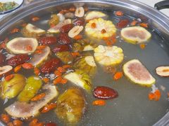 驰名无花果鸡煲-汤膳·脆皮爽鸡煲(景诚园综合楼店)