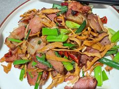 -浪李白·川小馆·跷脚牛肉(中山公园店)