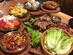 猪蹄套餐-肥肥虾庄·金牌油焖大虾(杨园滨江时代walk店)