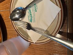 -玛格萝妮比萨屋(陆家浜路店)