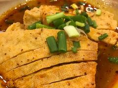 -双燕楼·手工馄饨·汤面小吃(世纪汇店)