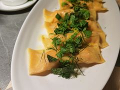 龙虾和虾仁饺子，柠檬和香草-Mercato莫卡多露台餐厅与酒吧(K11店)