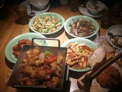 梭子蟹炒年糕-弄堂里(雨花客厅店)