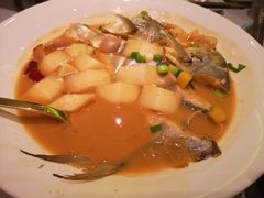 家烧白扁中鲳鱼-甬府小鲜(万象城店)