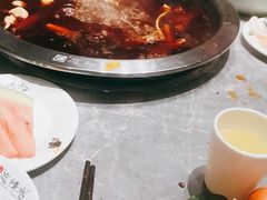 -忘情水鱼头·鲜鱼火锅(滨江中路店)
