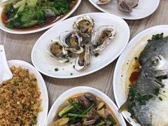 -红月湾海鲜饭店•沙滩海景(双月湾店)