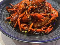 -肥肥虾庄·金牌油焖大虾(首义路店)