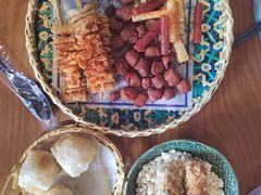 -包整·丝娃娃(一览甲秀楼风景店)