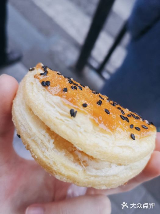 老香港蛋糕(梓桐苑店)榴莲酥装图片