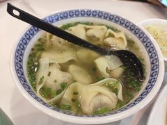 南八仙招牌大馄饨-南八仙·老上海味道(南京东路店)