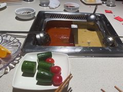 -海底捞火锅鲜切牛肉主题店(长寿路店)
