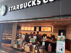 -星巴克(昆明机场III店)