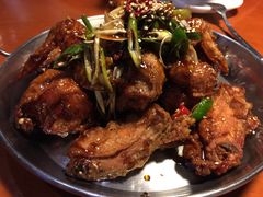 -BHC炸鸡(明洞总店)