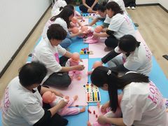 -爱月宝月嫂·育儿嫂