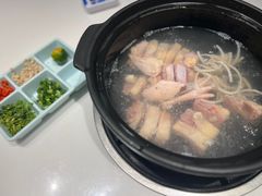 -东椰·海南椰子鸡火锅(朝阳门店)