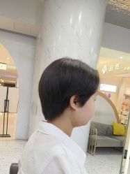 -苏豪路易士·嘉玛发廊