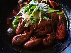 -虾弄弄海派小龙虾·牛羊蝎子火锅