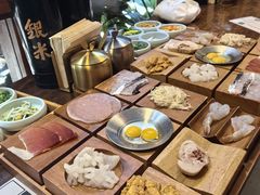-银米·云南传统过桥米线(双廊黑金冠店)