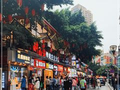 -八一路好吃街(雨田商务大厦店)