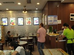 大堂-翅翅赢碗仔翅(拱北口岸店)