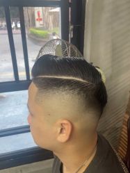 -Libertines barbershop 浪子理发店