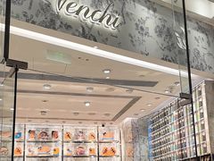 -VENCHI 闻绮(广州太古汇店)