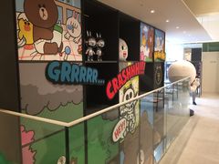 -LINE FRIENDS Garosu-gil Flagship Store