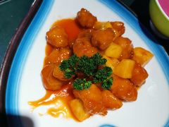 菠萝咕噜肉-忘忧草融合私房菜(红鼎国际店)