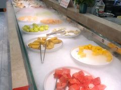 自助取餐区-绿岛港轩海鲜烤肉涮锅自助餐厅